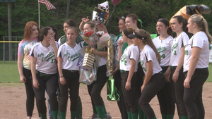 Lady Cavs Grab Win on Senior Night